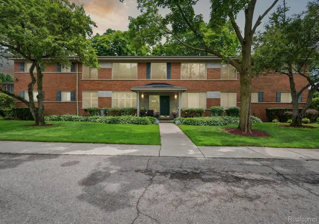 850-n-adams-rd-5-birmingham-mi-48009/hzid_82a81c33