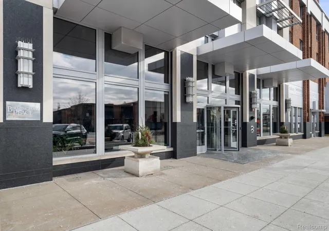 411-s-old-woodward-ave-708-birmingham-oakland-mi-48009/hzid_75a6e180