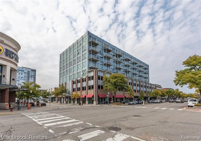 100-w-5th-st-710-royal-oak-oakland-mi-48067/hzid_f7013358