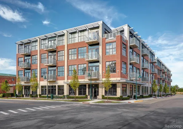 2051-villa-rd-202-birmingham-oakland-mi-48009/hzid_3959b1d9