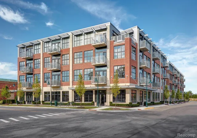 2051-villa-rd-402-birmingham-oakland-mi-48009/hzid_a22407ab