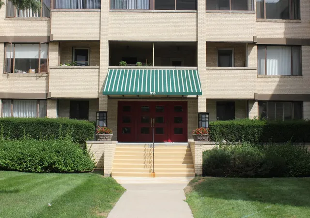 915-e-court-206-st-flintcity-genesee-mi-48503/hzid_1d15136b