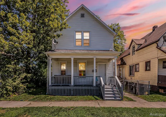 1012-8th-street-port-huron-mi-48060/hzid_51786481