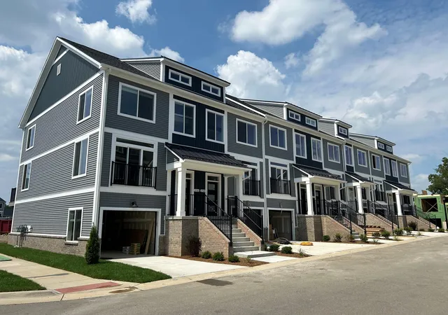 2776-bristol-ridge-dr-37-annarbor-washtenaw-mi-48105/hzid_d1a554e6