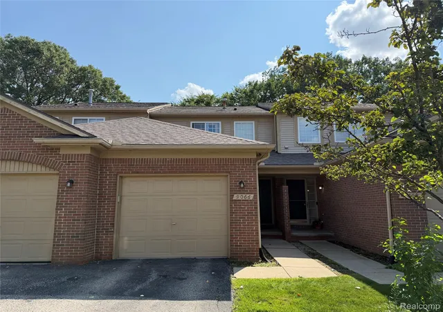 9066-newport-way-11-livonia-wayne-mi-48150/hzid_327a1a05