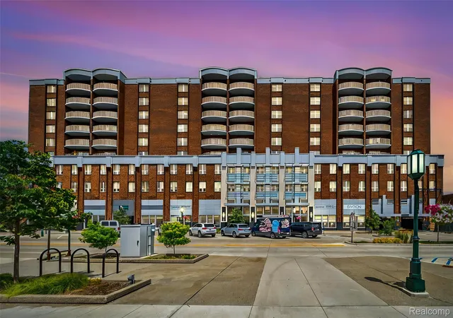 411-s-old-woodward-ave-birmingham-oakland-mi-48009/hzid_5fc1d19c