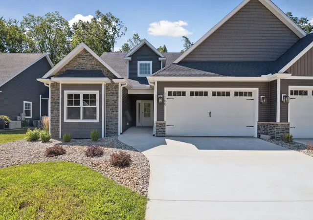 1160-lochaven-cir-hillsdaletownship-hillsdale-mi-49242/hzid_e68a2539