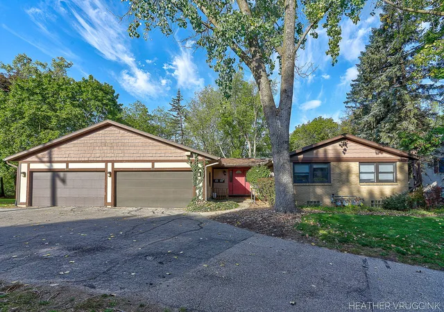 855-north-ave-ne-d-grand-rapids-kent-mi-49503/hzid_9e5f7c9c