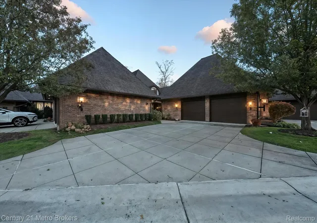 9095-s-saginaw-rd-23-grand-blanc-mi-48439/hzid_ece14c47