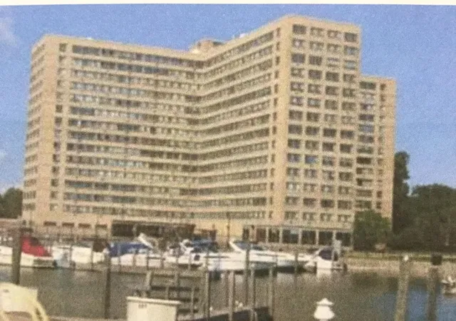 8900-e-jefferson-ave-s-1012-wayne-mi-48214/hzid_9f739c17