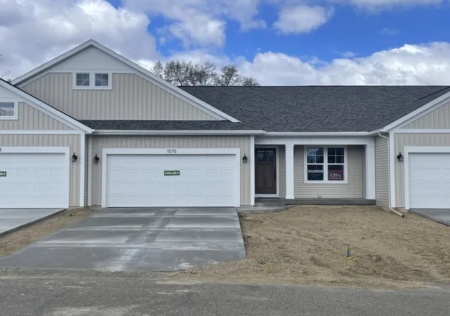1575-n-village-cir-kalamazoo-mi-49009/hzid_ef8c0aa6