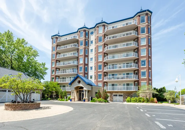 200-lake-st-3b-stjosephcity-berrien-mi-49085/hzid_e143cc1b