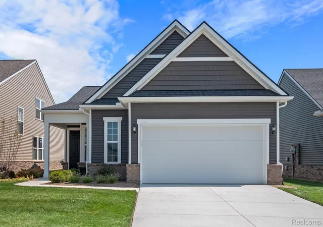 3401-beech-bark-ct-milford-mi-48381/hzid_57ad35ee