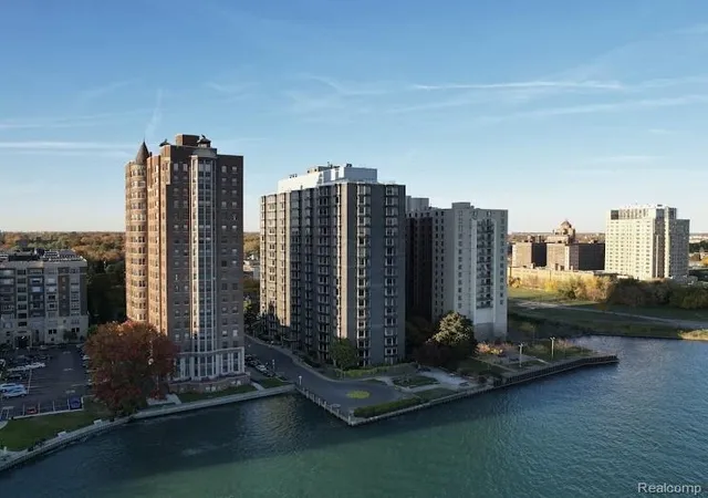 8200-jefferson-ave-e-803-detroitcity-wayne-mi-48214/hzid_4a2dfe62