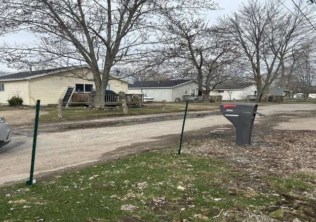3078-sandy-beach-st-4-yankeespringstownship-barry-mi-49348/hzid_242bd6d5
