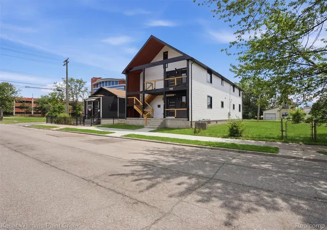1541-elm-st-detroit-mi-48216/hzid_53c9f9ca