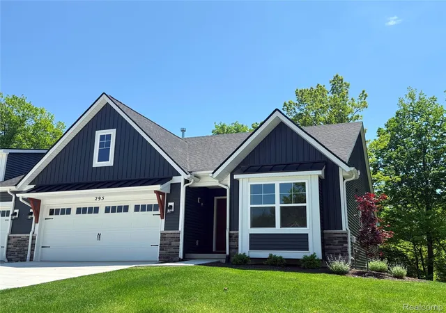 295-canyon-creek-ct-29-mariontownship-livingston-mi-48843/hzid_e2739372