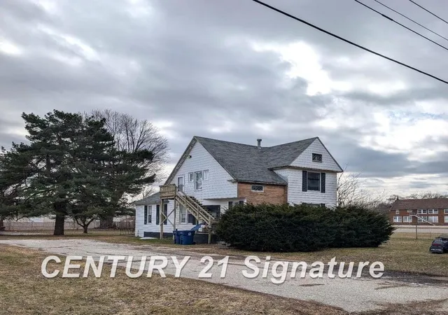 812-sanderson-st-saint-charles-mi-48655/hzid_f5812cd5