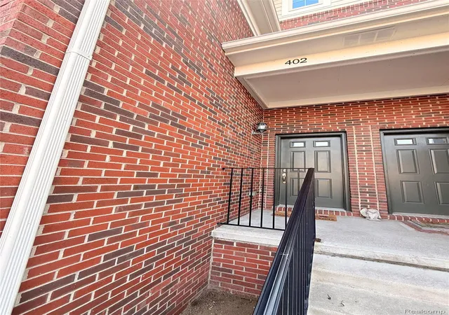 403-legato-dr-403-walledlakecity-oakland-mi-48390/hzid_296132f2