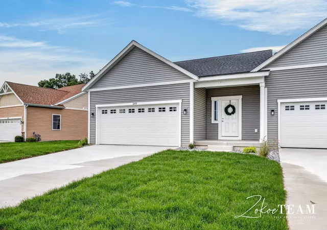251-hazelnut-dr-coopersville-mi-49404/hzid_5b86c10e