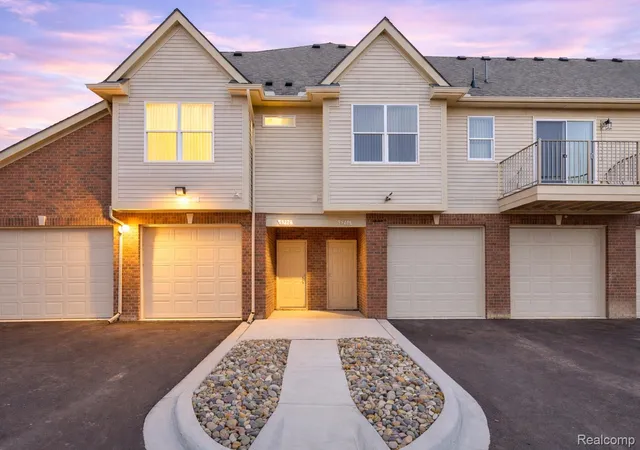 8292-heywood-cir-4-sterlingheightscity-macomb-mi-48312/hzid_acf34d30