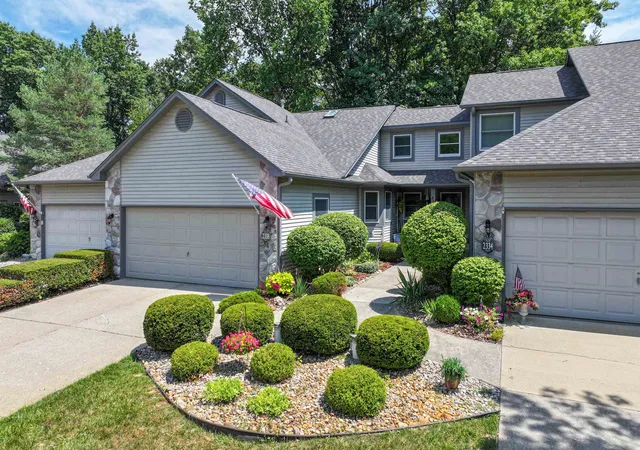 2338-golden-pond-ct-fenton-mi-48430/hzid_cbae2d27
