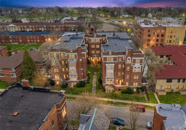 725-whitmore-rd-highland-park-mi-48203/hzid_d7419a8e