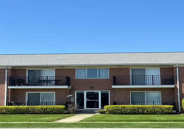 32125-beaconsfield-st-39-rosevillecity-macomb-mi-48066/hzid_739fbadc