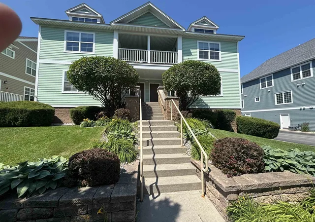 707-e-state-st-traversecitycity-grandtraverse-mi-49686/hzid_b3fba1cc