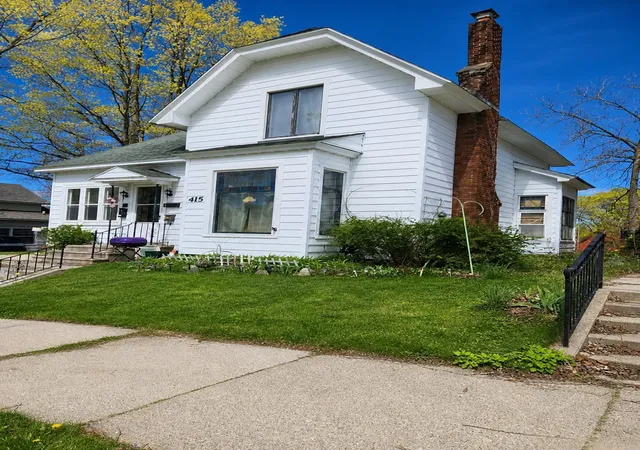 415-e-harris-st-cadillac-mi-49601/hzid_c5f2b14e