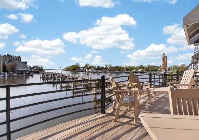 306-water-st-saint-joseph-mi-49085/hzid_fd706430
