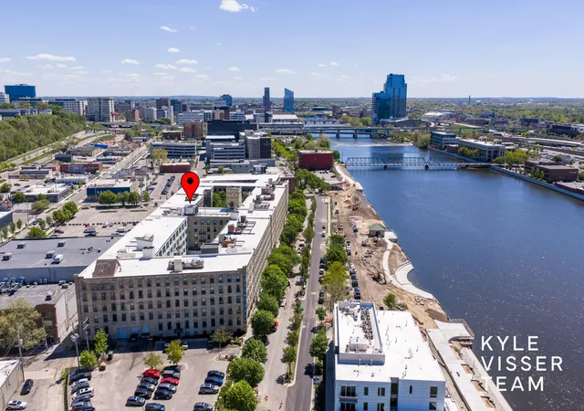 940-monroe-ave-nw-503-grand-rapids-mi-49503/hzid_7737c922