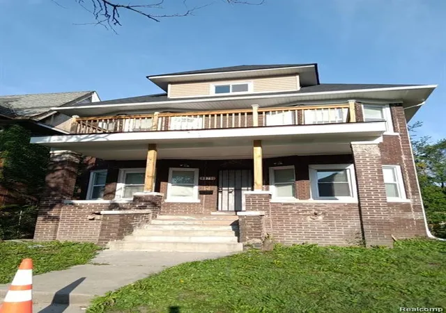 8879-n-clarendon-st-detroit-mi-48204/hzid_0f129bc8