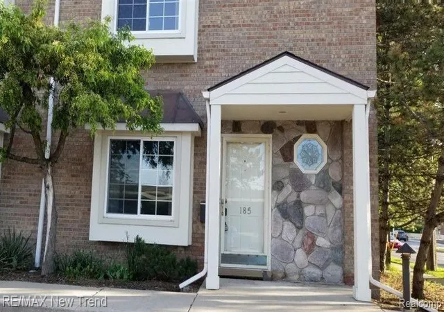 185-coolidge-rd-birmingham-mi-48009/hzid_d0de2026