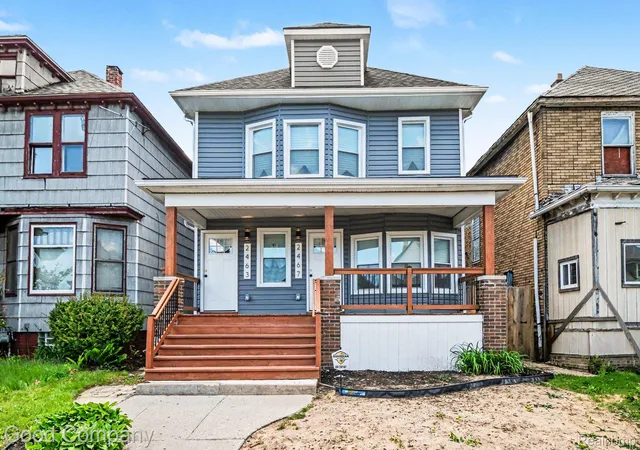 2463-seyburn-st-detroit-mi-48214/hzid_18ed7608