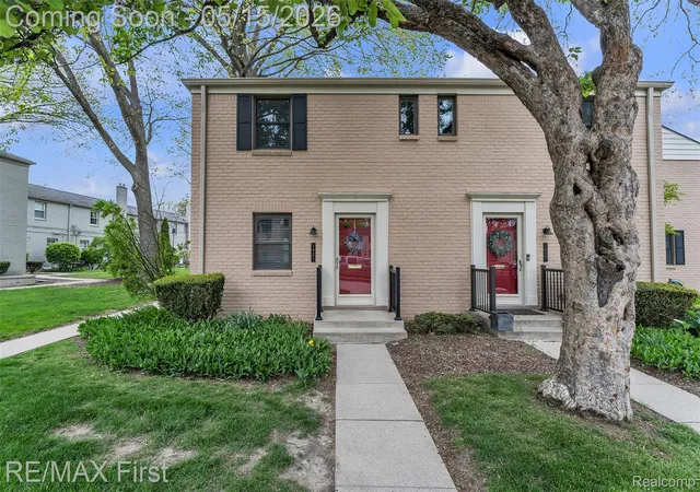 1921-graefield-rd-birmingham-mi-48009/hzid_f7403bed