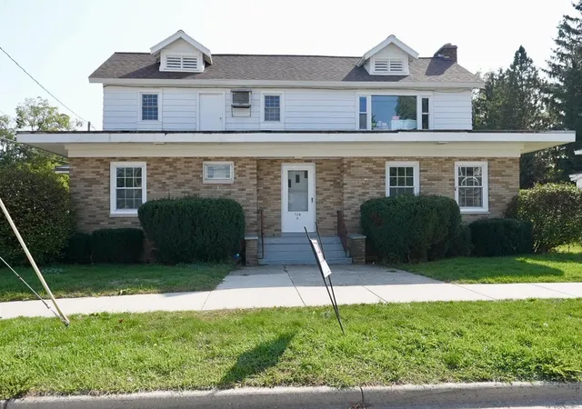 126-eastmanville-st-coopersville-mi-49404/hzid_68bcd76c