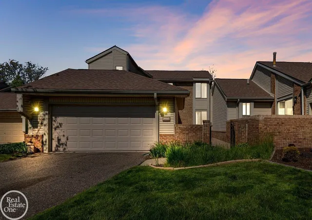 29263-w-chanticleer-st-southfield-mi-48034/hzid_c2af9ea2