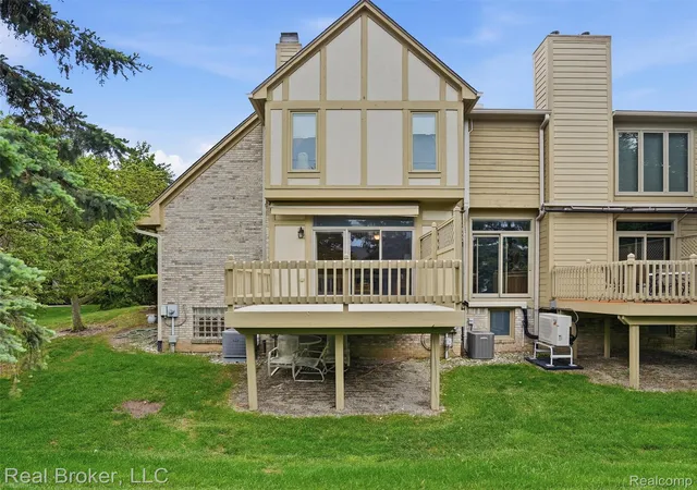 2710-maitland-dr-ann-arbor-mi-48105/hzid_903ed8c6