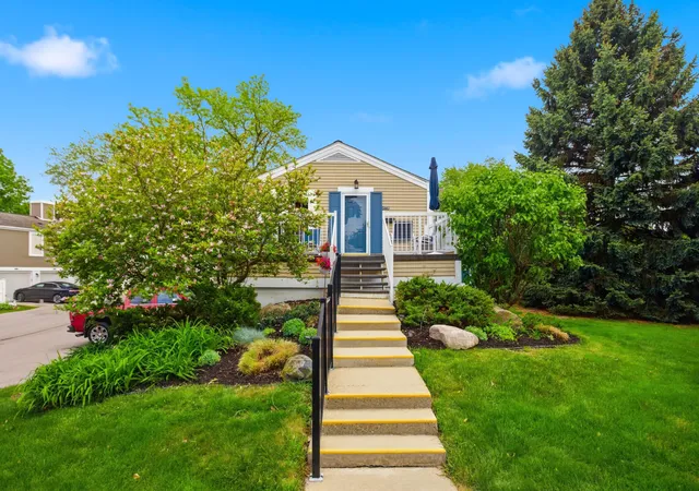 41728-onaway-dr-northville-mi-48167/hzid_fe1e87de