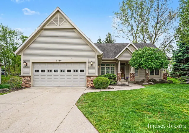 2320-red-oak-ct-nw-grand-rapids-mi-49504/hzid_486ddd10
