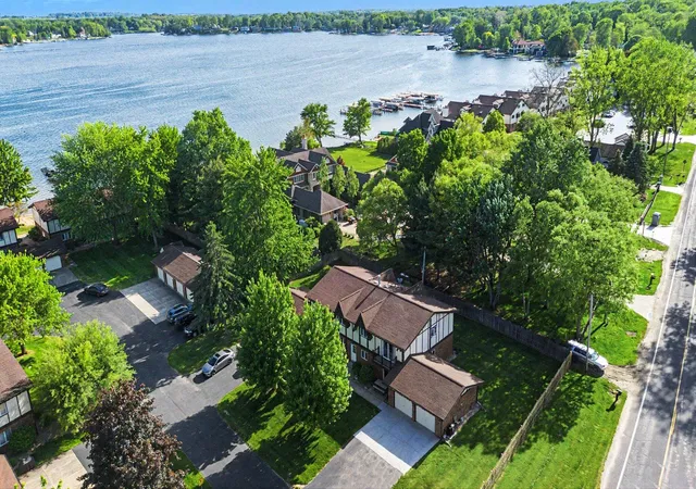 5410-country-aire-dr-14-colomachartertownship-berrien-mi-49038/hzid_202de6f7