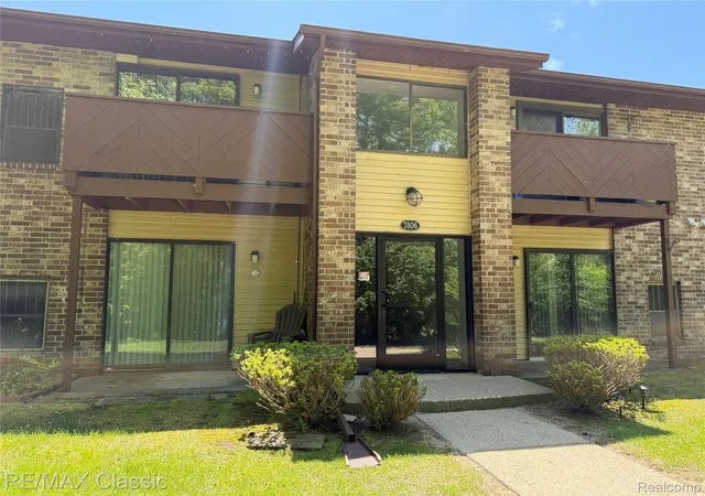 7806-manor-cir-103-westlandcity-wayne-mi-48185/hzid_9305db63
