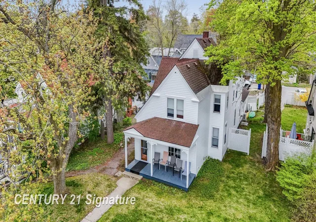 607-w-front-st-traverse-city-mi-49684/hzid_e462e811