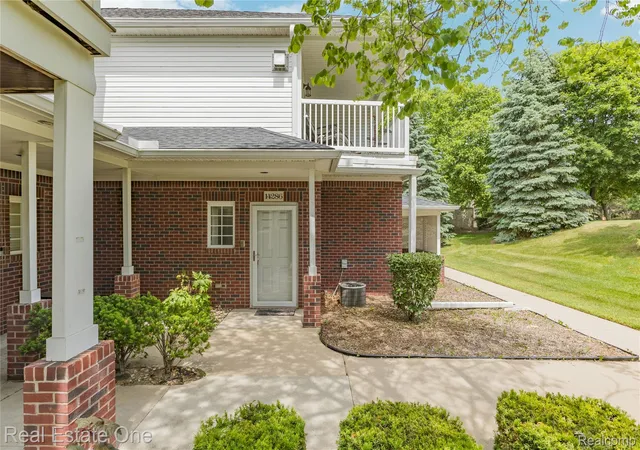 14286-moravian-manor-cir-sterling-heights-mi-48312/hzid_f10eda96