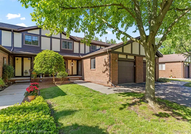 19-parkplace-n-allenparkcity-wayne-mi-48101/hzid_f9a047eb