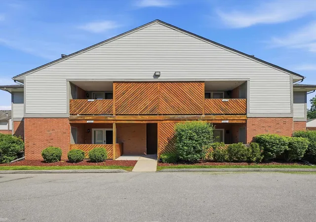 16579-woodlane-dr-frasercity-macomb-mi-48026/hzid_9ebd9589