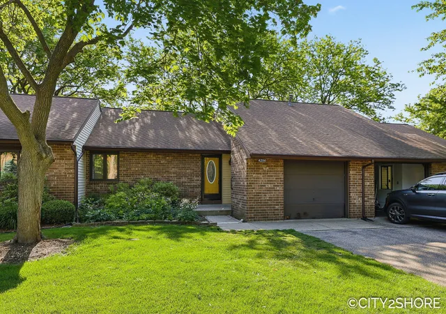 4294-indian-spring-dr-sw-grandville-mi-49418/hzid_57b2a7f4