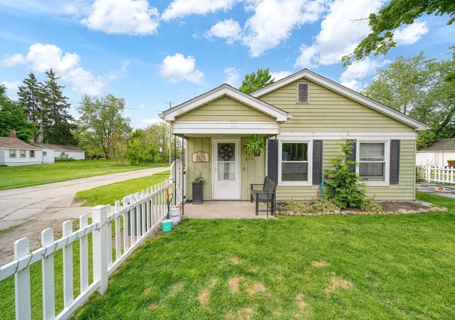 317-clark-st-clintonvillage-lenawee-mi-49236/hzid_deb8356a