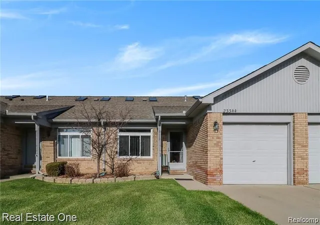 23344-bunte-ct-43-trenton-mi-48183/hzid_54c8bf9b